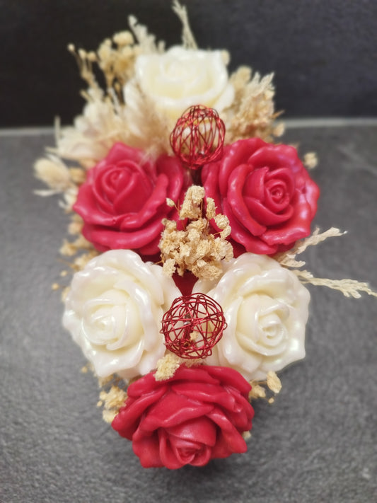 Baignoire de 6 roses rouges et blanches( Escale a Bali )