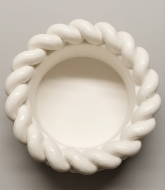 Petit pot en jesmonite pour bougie chauffe plat ou autre