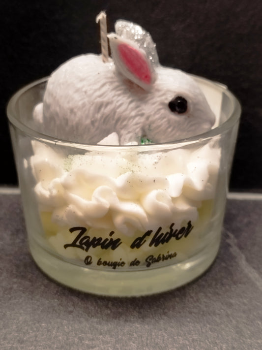 Bougie : lapin d hiver parfum figue et santal