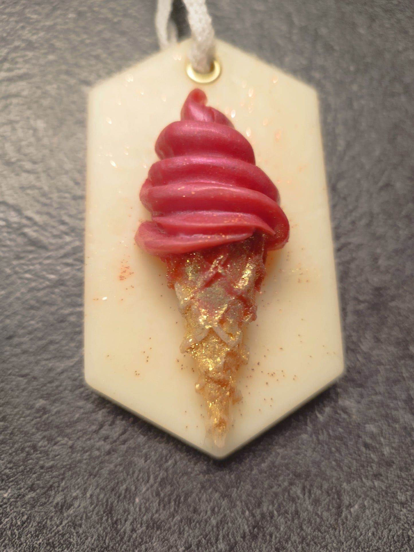 Crème glacée a la cerise