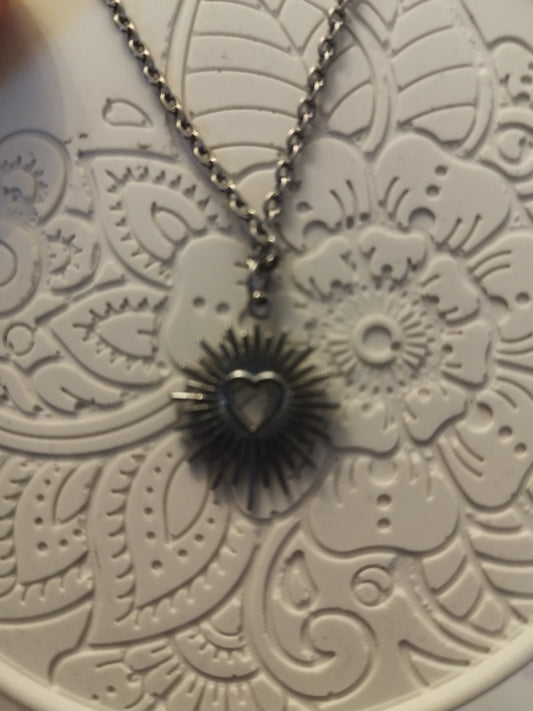 Secret de flamme inspiration  la vie est belle ( collier argenté )